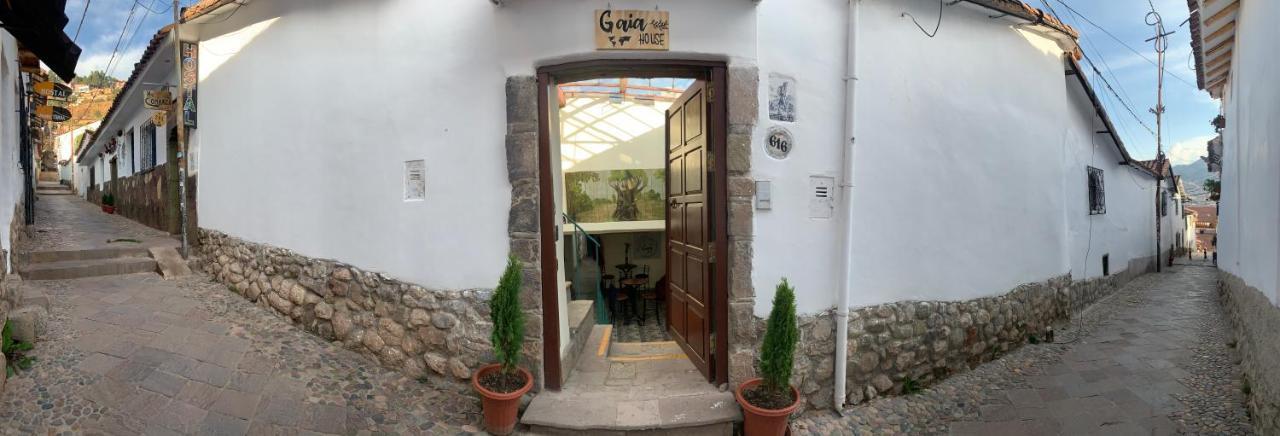 Gaia House Hostel クスコ エクステリア 写真