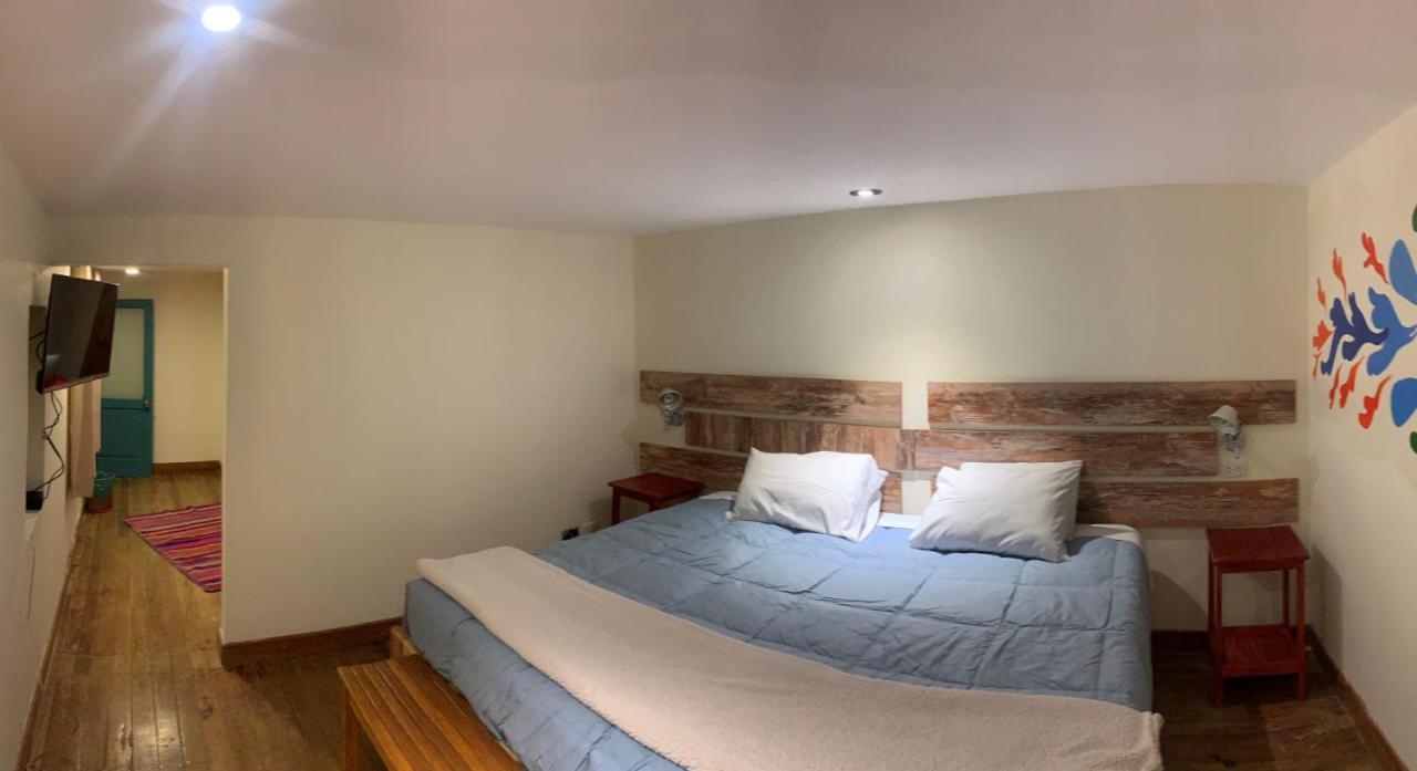 Gaia House Hostel クスコ エクステリア 写真
